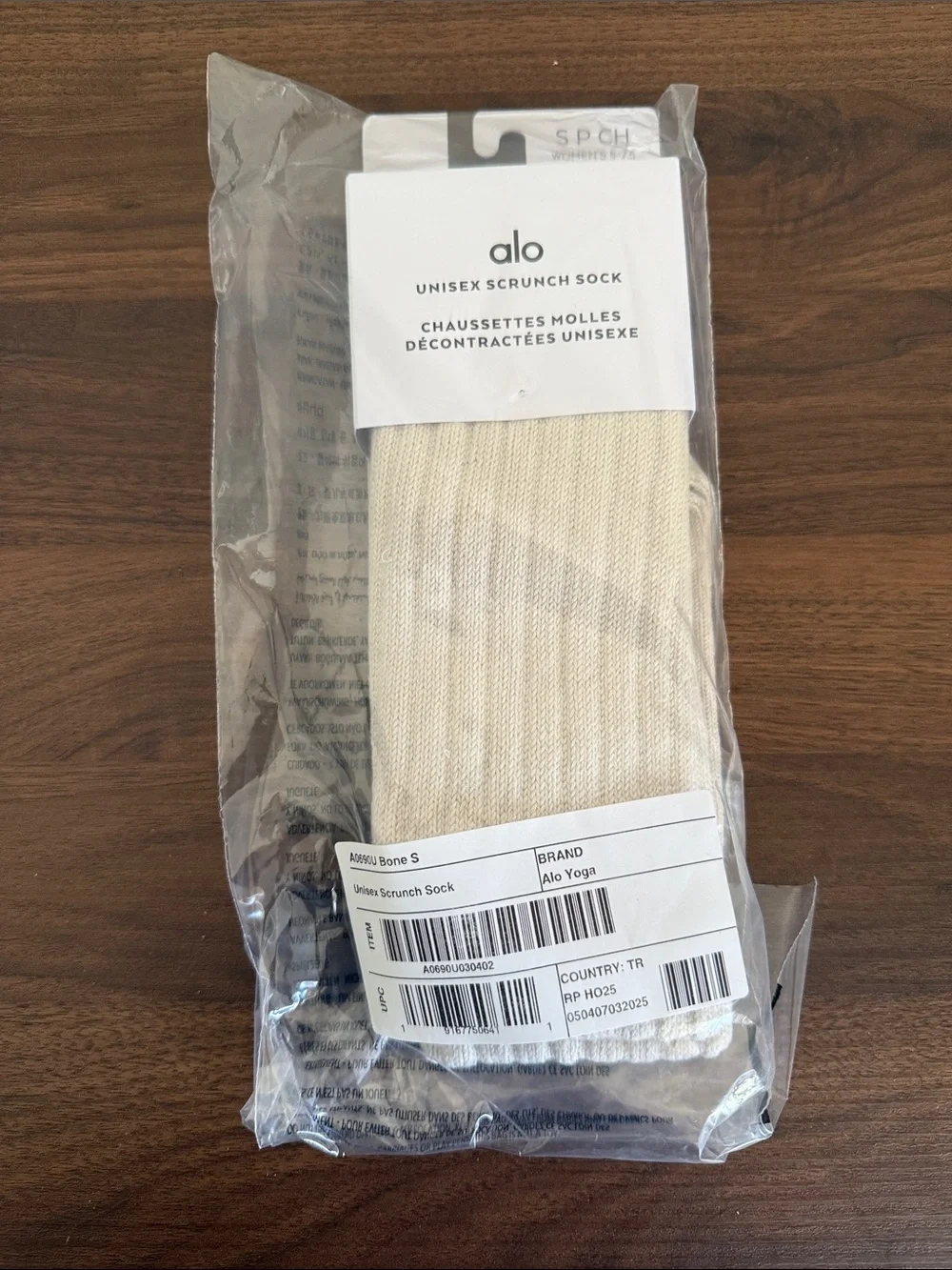 NWT ALO Unisex Scrunch Sock, Bone, size S